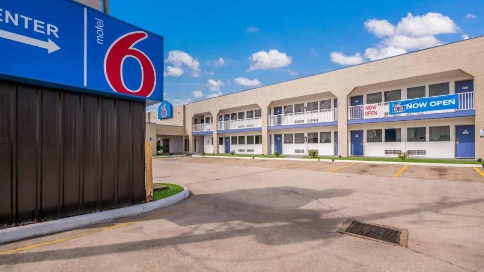 Motel 6 Houston, Tx Fm 1960 Bammel Екстериор снимка